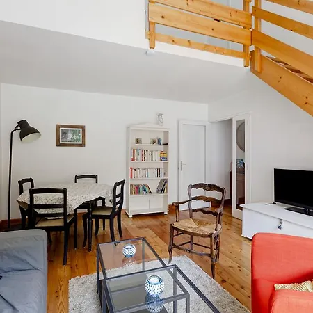 Le Roseland Apartment